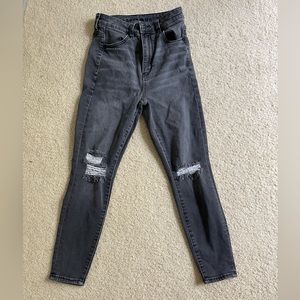 BLACK AMERICAN EAGLE STRETCHY JEANS